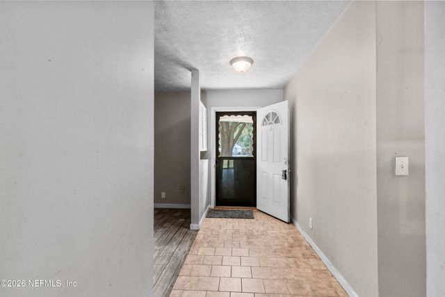 13606 LANIER Road, Jacksonville, FL 32226