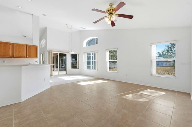 20 WENDY LANE, Palm Coast, FL 32164