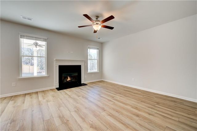 143 Dalston Cove, Stockbridge, GA 30281