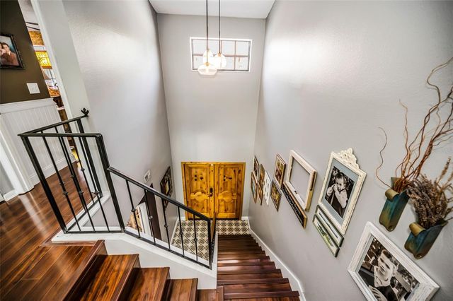 990 SAN CARLOS COURT NE, St Petersburg, FL 33702