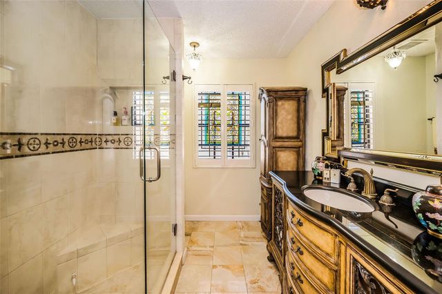 990 SAN CARLOS COURT NE, St Petersburg, FL 33702