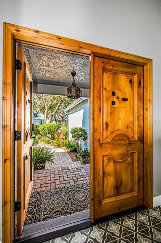 990 SAN CARLOS COURT NE, St Petersburg, FL 33702