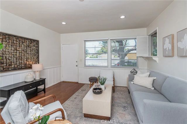 240 N Keystone, Burbank, CA 91506