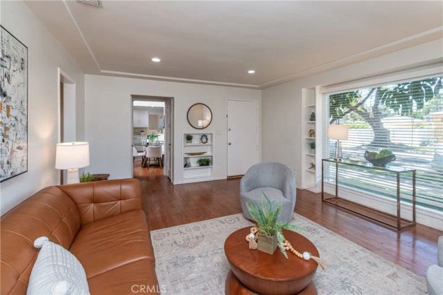 240 N Keystone, Burbank, CA 91506