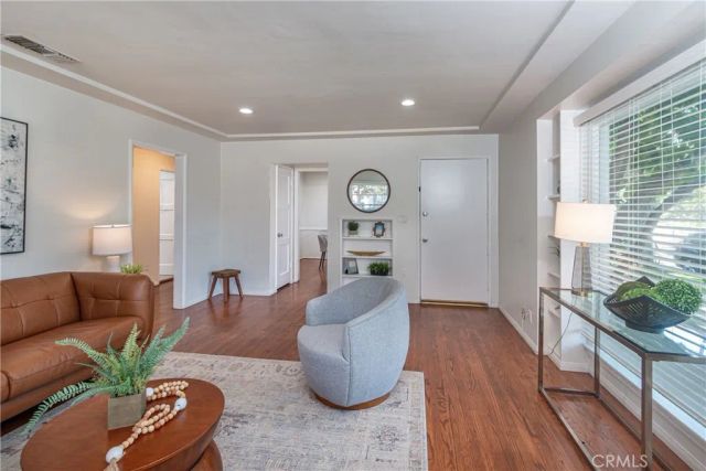 240 N Keystone, Burbank, CA 91506
