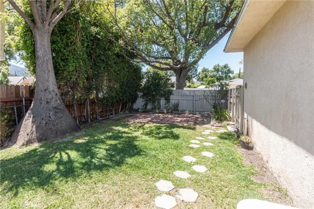 240 N Keystone, Burbank, CA 91506