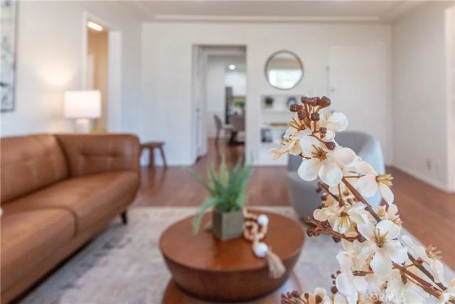 240 N Keystone, Burbank, CA 91506