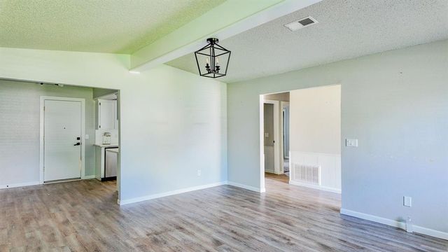 5617 Evanbrook Terrace, Oklahoma City, OK 73135