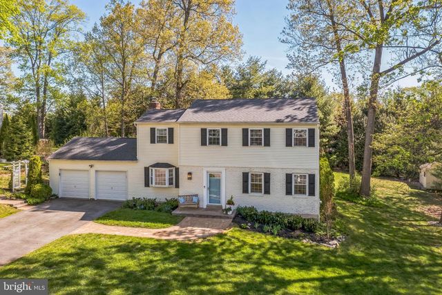 19 OAK HILL CIRCLE, Malvern, PA 19355