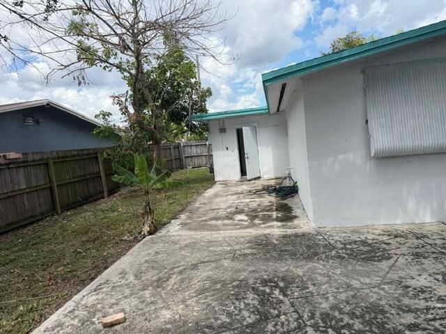 9308 N Military Trail, West Palm Beach, FL 33410