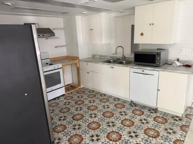 9308 N Military Trail, West Palm Beach, FL 33410