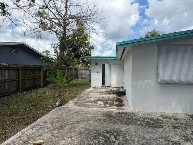 9308 N Military Trail, West Palm Beach, FL 33410