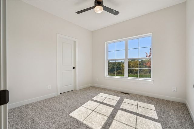 225 Chadwick Lane, Iowa City, IA 52245