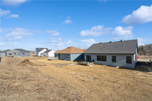 225 Chadwick Lane, Iowa City, IA 52245