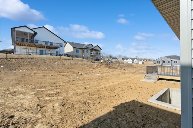 225 Chadwick Lane, Iowa City, IA 52245