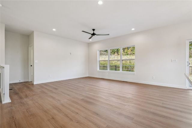 225 Chadwick Lane, Iowa City, IA 52245