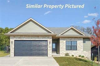 225 Chadwick Lane, Iowa City, IA 52245