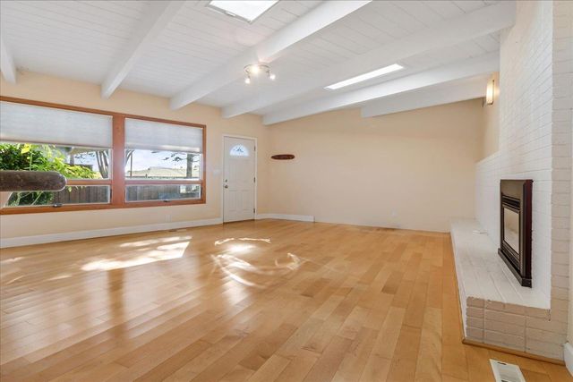 511 Cliff Drive, Aptos, CA 95003