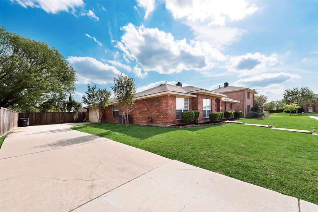 506 Pecos Path Drive, Murphy, TX 75094