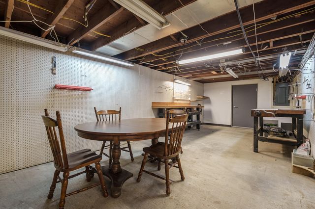 134 N Robin Avenue N, Battle Creek, MI 49037