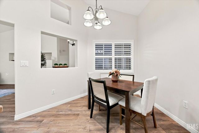 10006 Allspice Rose Court, Bakersfield, CA 93311