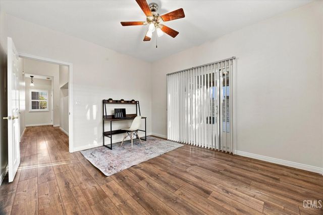 10006 Allspice Rose Court, Bakersfield, CA 93311