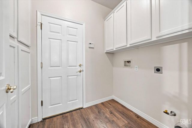 10006 Allspice Rose Court, Bakersfield, CA 93311