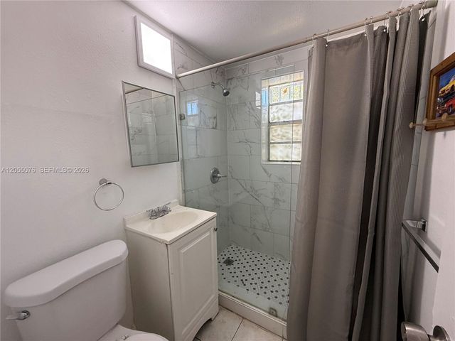 6901 NW 8th Ave, Miami, FL 33150