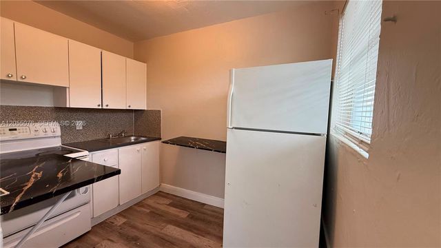 6901 NW 8th Ave, Miami, FL 33150