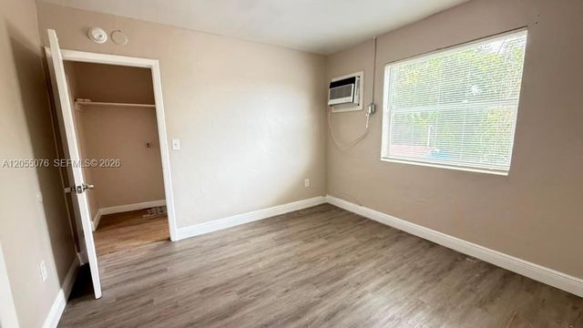 6901 NW 8th Ave, Miami, FL 33150
