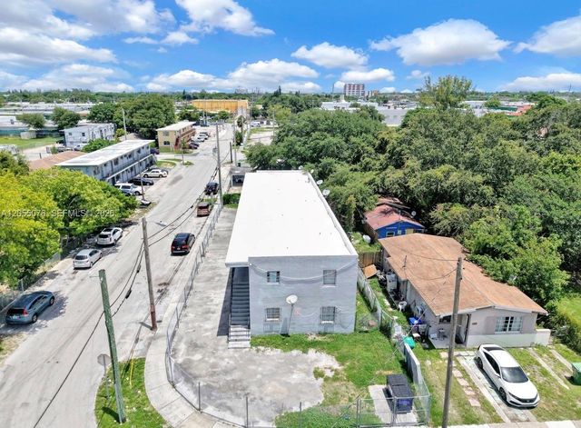 6901 NW 8th Ave, Miami, FL 33150