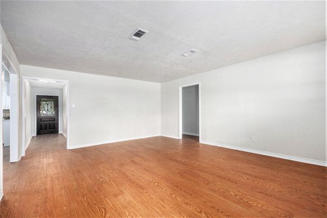 1507 Donovan, Baytown, TX 77520