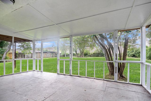 1507 Donovan, Baytown, TX 77520