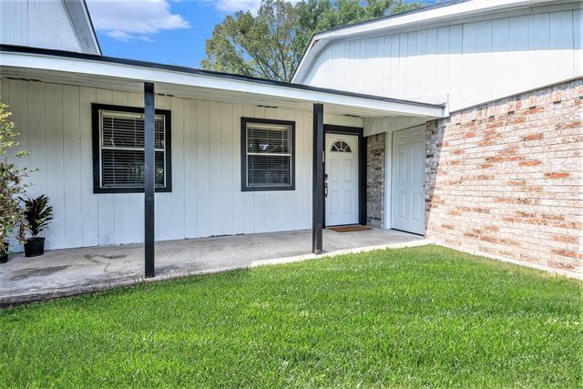 1507 Donovan, Baytown, TX 77520