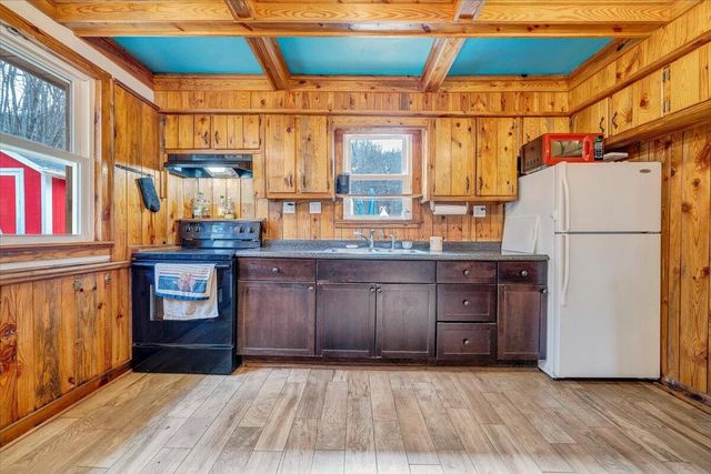 6847 Crowell Gap RD, Roanoke, VA 24014