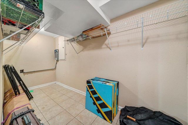 6847 Crowell Gap RD, Roanoke, VA 24014