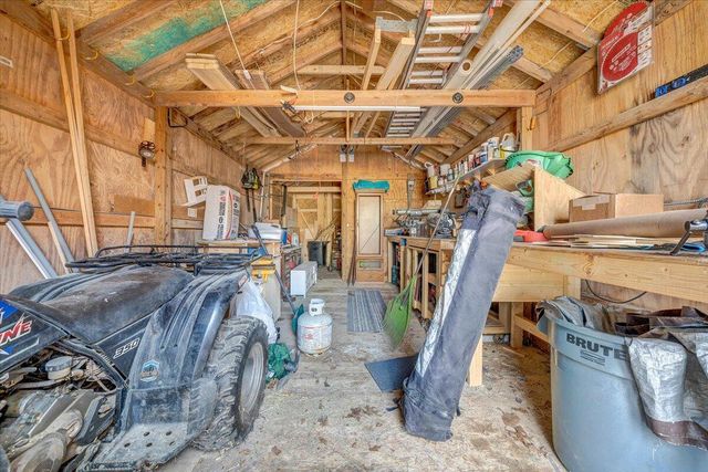 6847 Crowell Gap RD, Roanoke, VA 24014