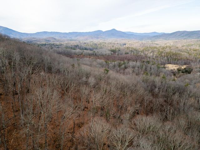 6847 Crowell Gap RD, Roanoke, VA 24014