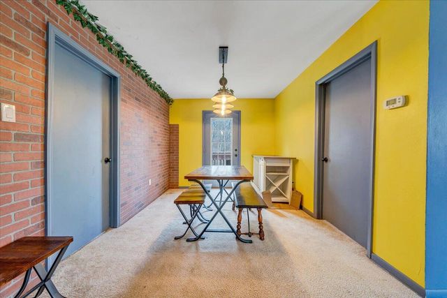 6847 Crowell Gap RD, Roanoke, VA 24014