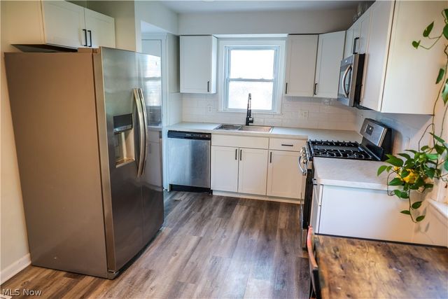 20657 Bowling Green Road, Maple Heights, OH 44137