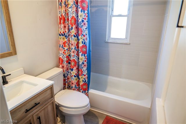 20657 Bowling Green Road, Maple Heights, OH 44137