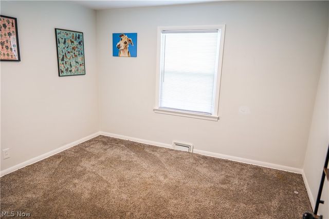 20657 Bowling Green Road, Maple Heights, OH 44137
