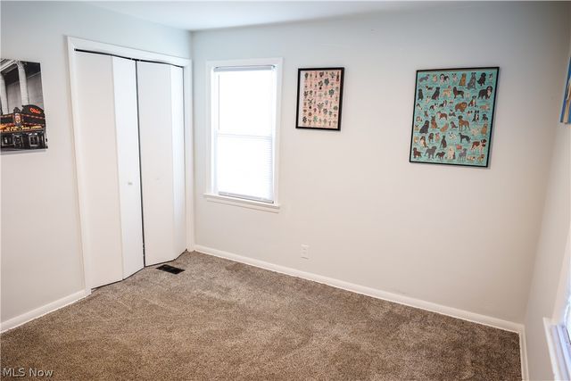 20657 Bowling Green Road, Maple Heights, OH 44137
