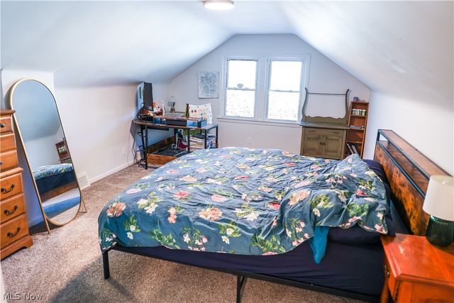 20657 Bowling Green Road, Maple Heights, OH 44137