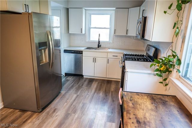 20657 Bowling Green Road, Maple Heights, OH 44137