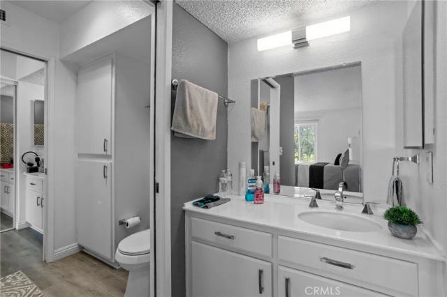 1981 W Bayshore, Anaheim, CA 92801