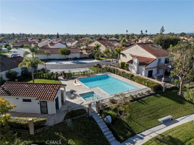 1981 W Bayshore, Anaheim, CA 92801