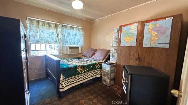 19400 Scroll, Reseda, CA 91335