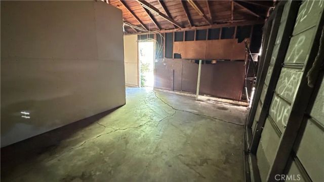 19400 Scroll, Reseda, CA 91335