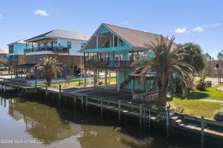 11027 Bay Cove Drive, Bay Saint Louis, MS 39520